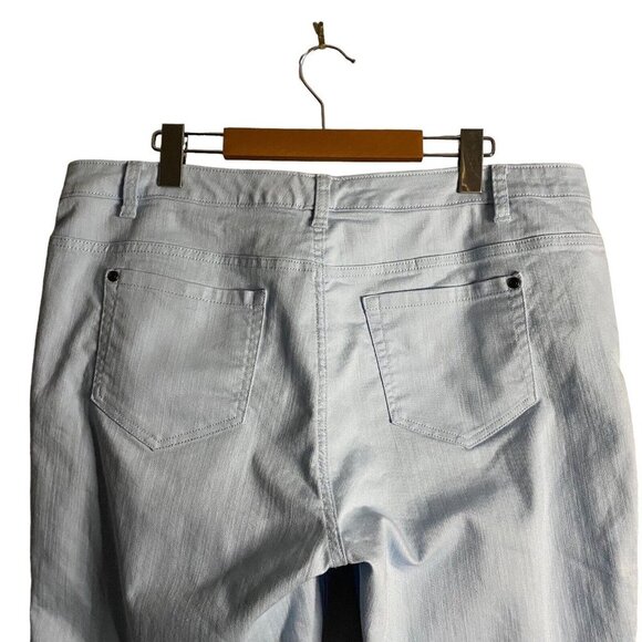 Northern Reflections Women's Light Blue High Waisted Jeans - Picture 4 of 8